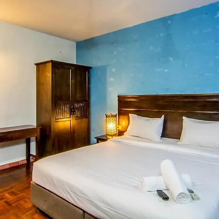Sutus Court 2 Hotel Pattaya Room photo